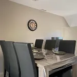 Nyaraló De Charme A Avec Jardin Et Climatisation - Fr-1-489-338