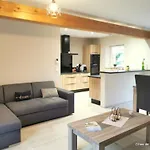 Nyaraló De Charme A Avec Jardin Et Climatisation - Fr-1-489-338 *