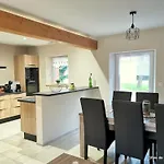 Nyaraló De Charme A Avec Jardin Et Climatisation - Fr-1-489-338 Thiel-sur-Acolin