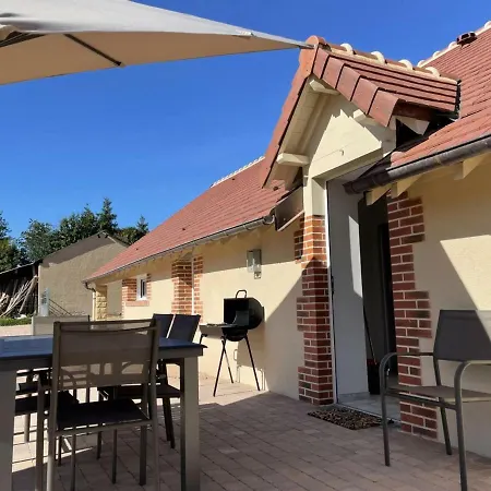 De Charme A : Terrasse, Grand Terrain, Barbecue Et Equipements Modernes - Fr-1-489-338 Thiel-sur-Acolin