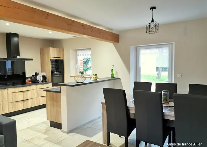 Дом отдыха De Charme A Avec Jardin Et Climatisation - Fr-1-489-338 Thiel-sur-Acolin